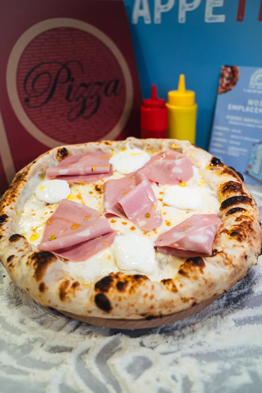 Pizza Mortadella